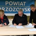 Podpisanie umów na stabilizację osuwisk w czterech gminach powiatu brzozowskiego