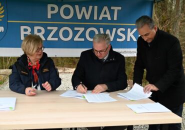 Podpisanie umów na stabilizację osuwisk w czterech gminach powiatu brzozowskiego