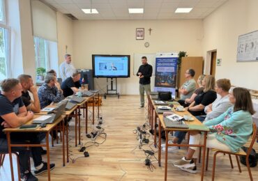 Od cyberbezpieczeństwa po sztuczną inteligencję. Nauczyciele z Polski i Słowacji rozwijali kompetencje przyszłości